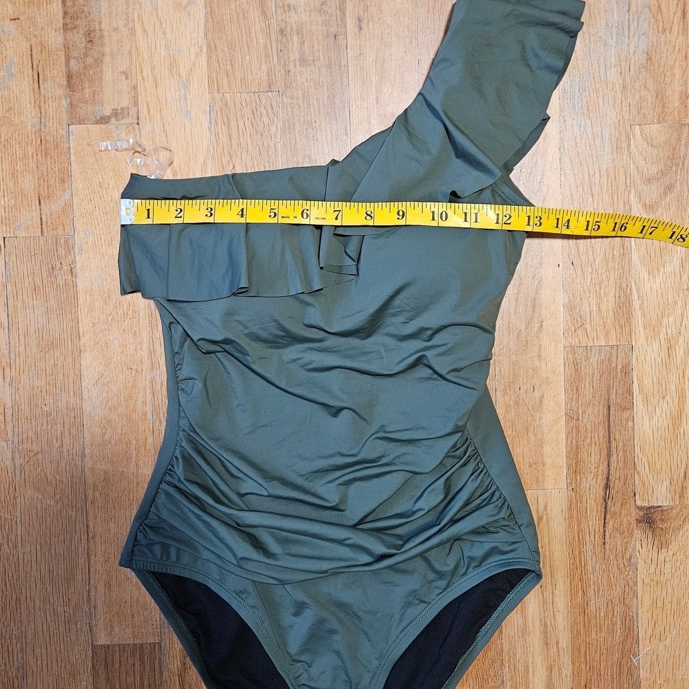 Hilor Green One Piece Swimsuit Ruched Feminine Ruffle Tummy Control Womens 8 NWT - Picture 8 of 10